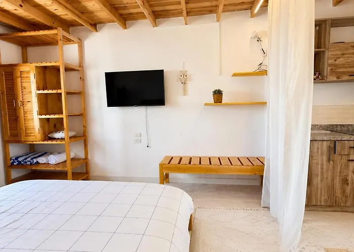 Bedro Rooftop Studio 2 Private Balcony & Sea View 1 Min To Beach شقة دهب