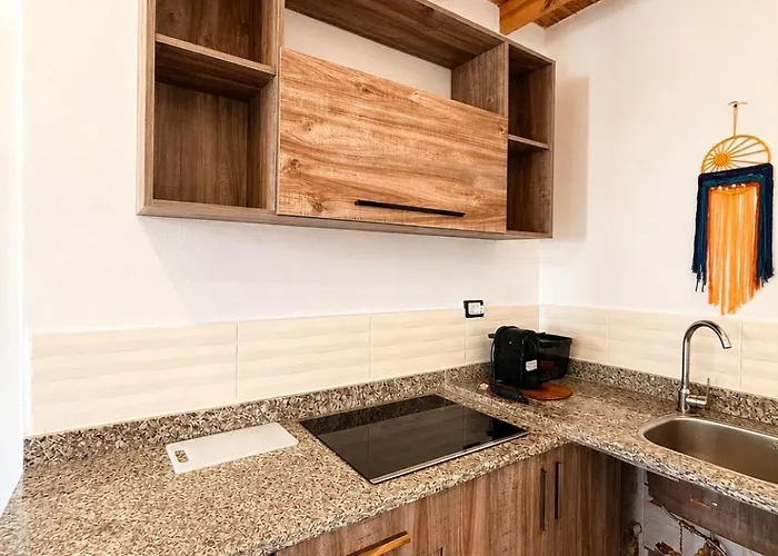 Bedro Rooftop Studio 2 Private Balcony & Sea View 1 Min To Beach *